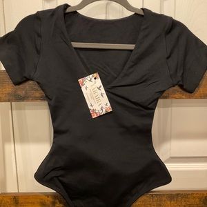 🆕YAHAIRA BLACK SIZE: SMALL HAPPY CAMI SHAPER BODYSUIT SHORT SLEEVES